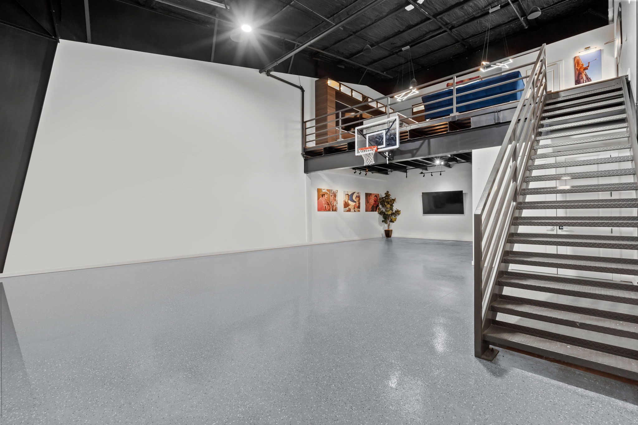 1400 N Las Vegas Trail White Settlement TX 76108