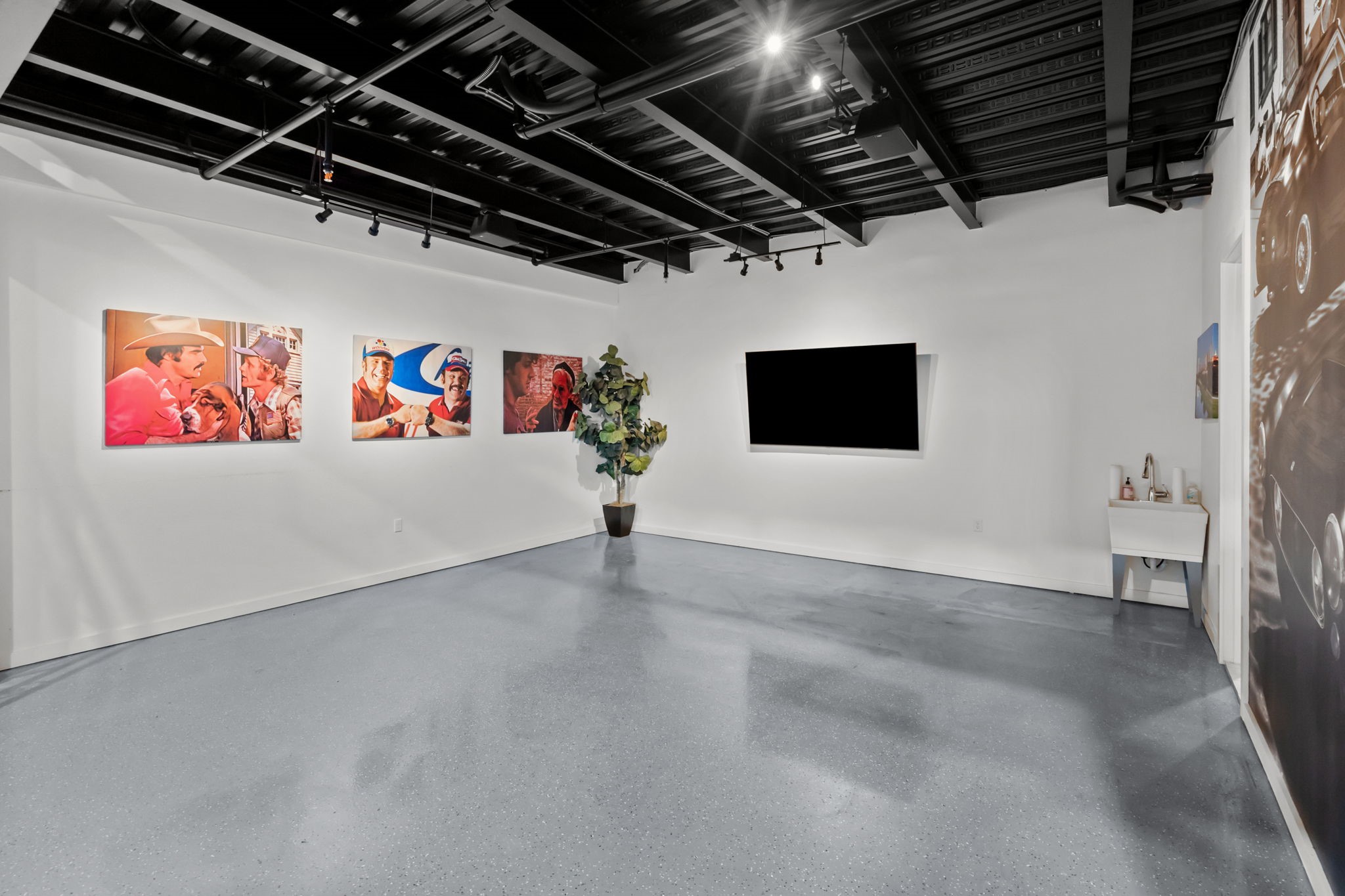 1400 N Las Vegas Trail White Settlement TX 76108