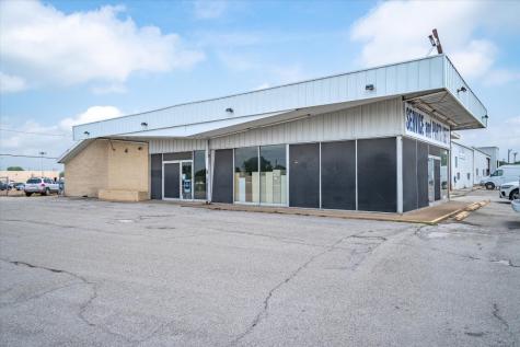 1608 W Moore Avenue Terrell TX 75160
