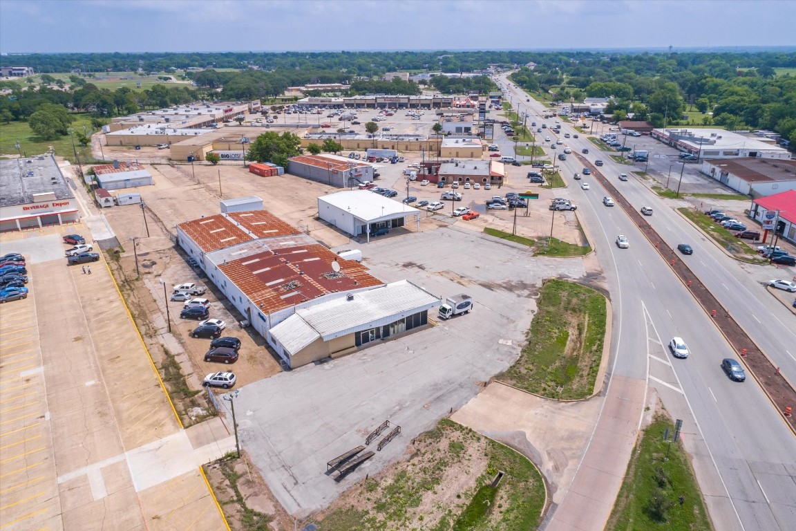 1608 W Moore Avenue Terrell TX 75160