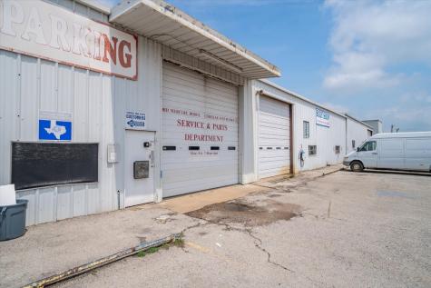 1608 W Moore Avenue Terrell TX 75160