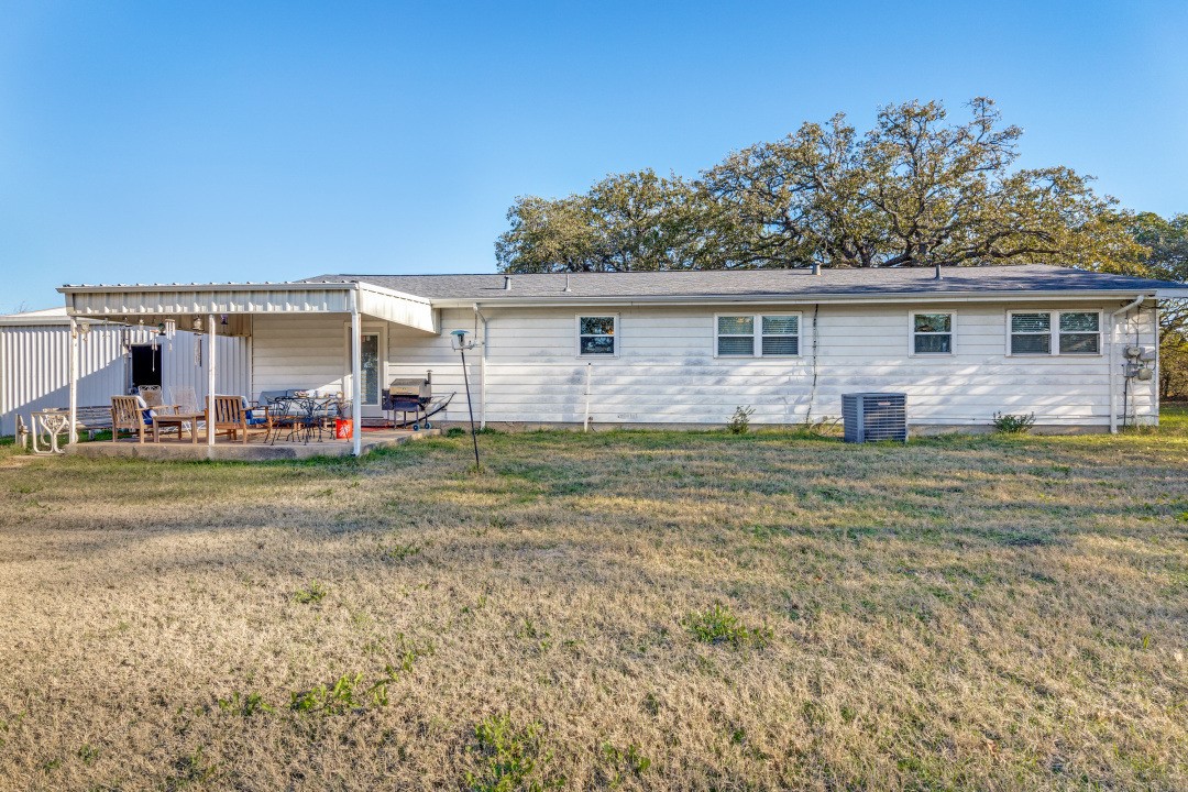 2005 W Highway 199 Sanctuary TX 76082