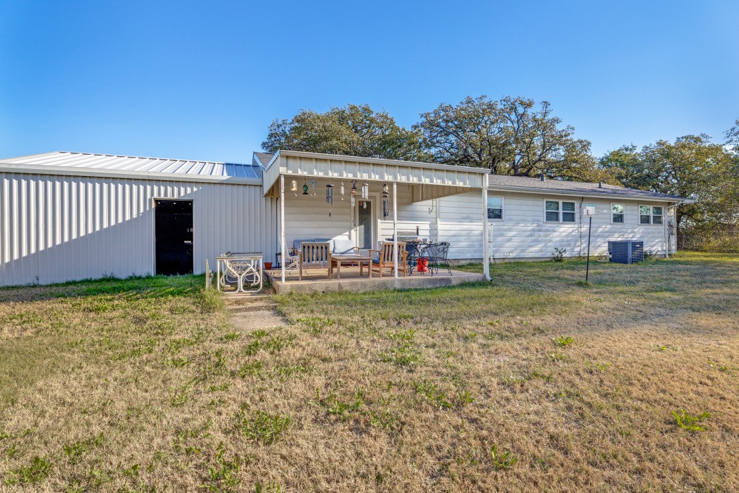 2005 W Highway 199 Sanctuary TX 76082