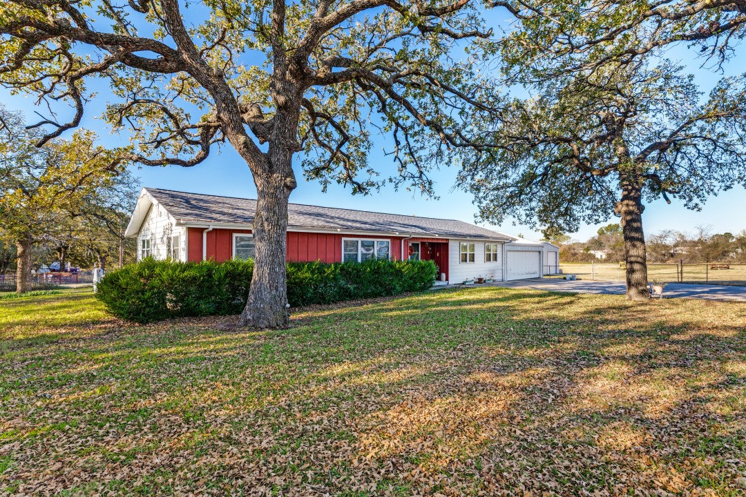 2005 W Highway 199 Sanctuary TX 76082