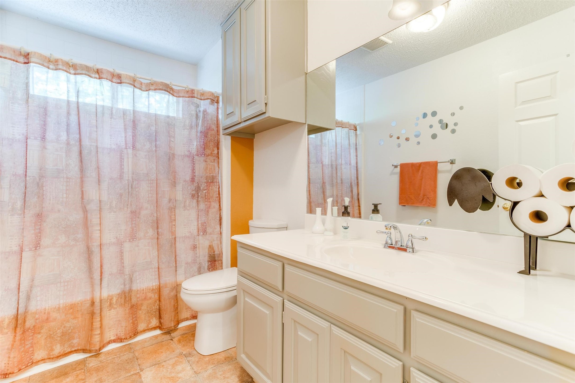 215 W Bethesda Road Burleson TX 76028