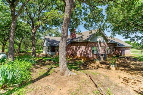 215 W Bethesda Road Burleson TX 76028