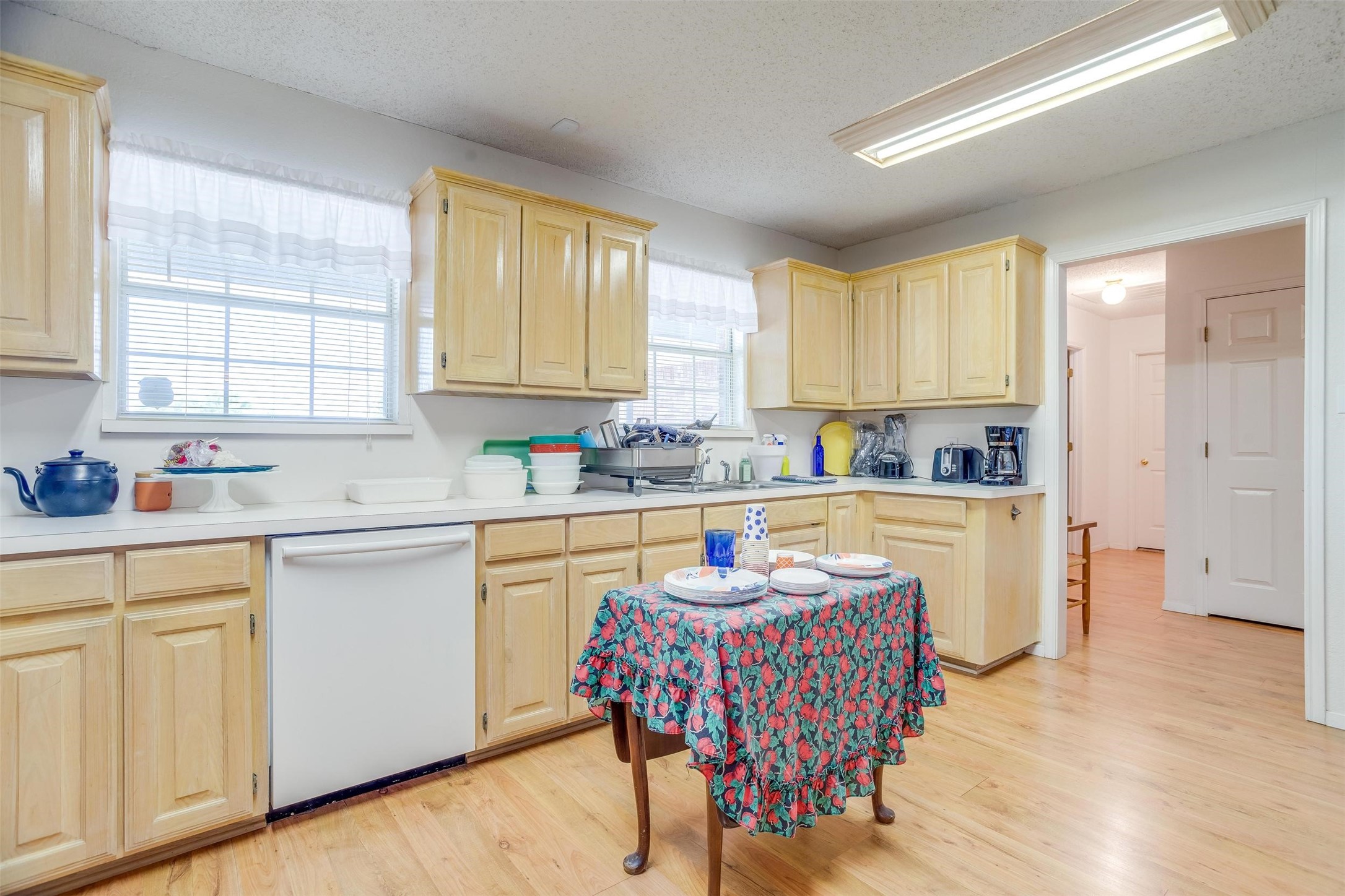 215 W Bethesda Road Burleson TX 76028