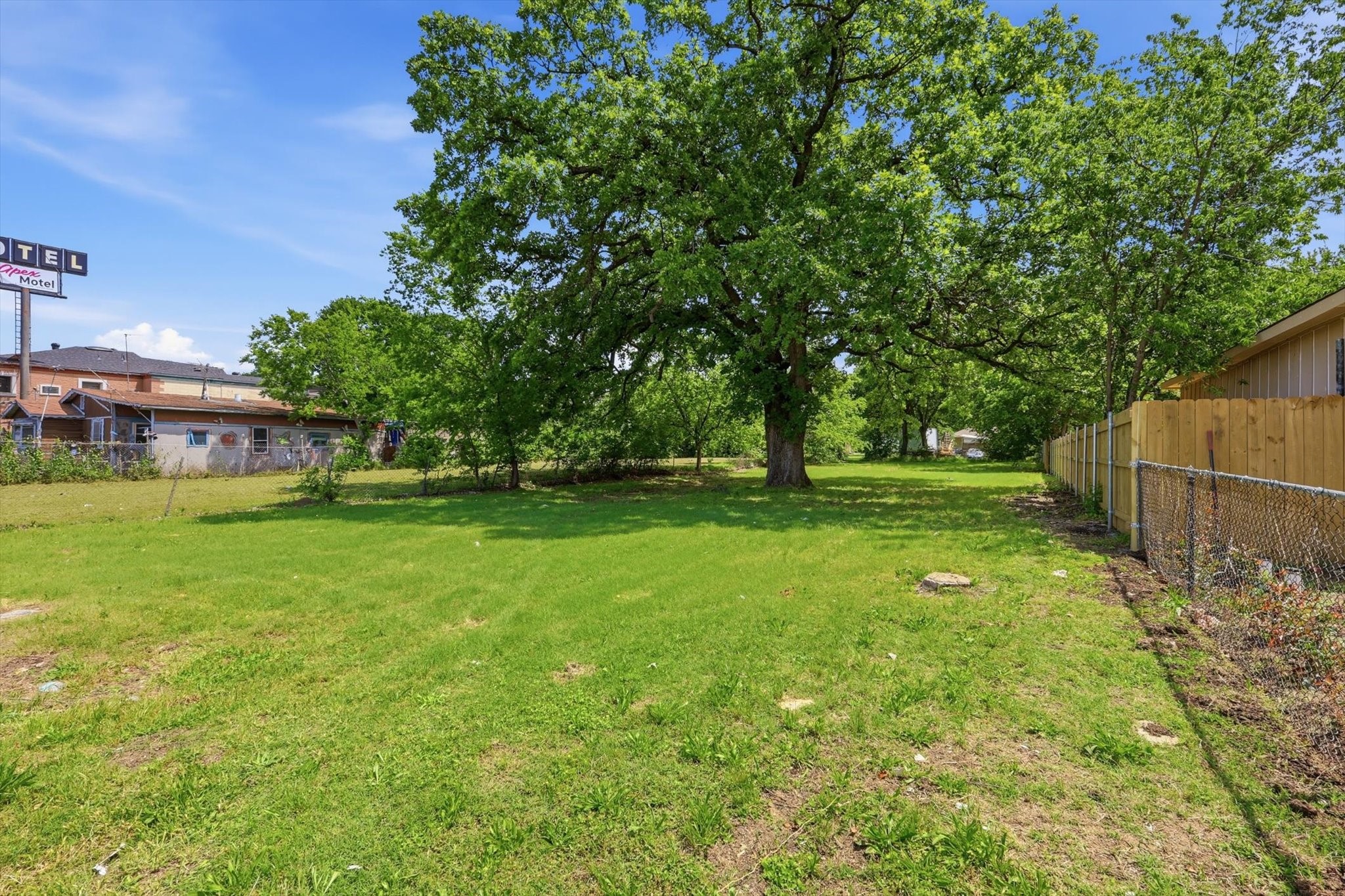4022 N Westmoreland Road Dallas TX 75212