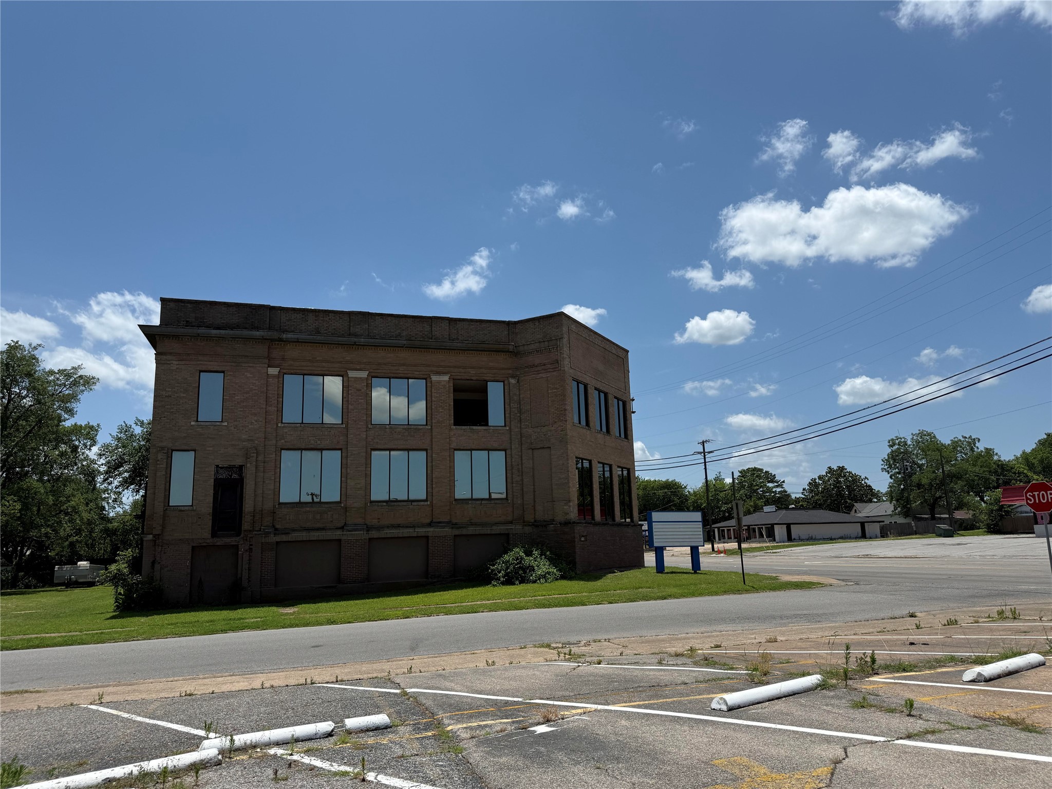 1100 S Austin Avenue Denison TX 75020