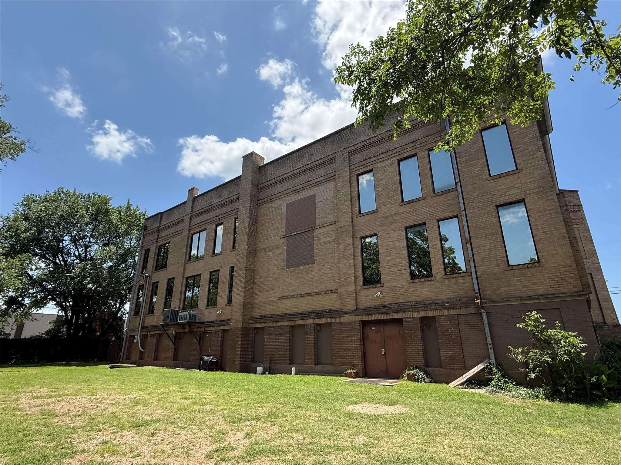 1100 S Austin Avenue Denison TX 75020