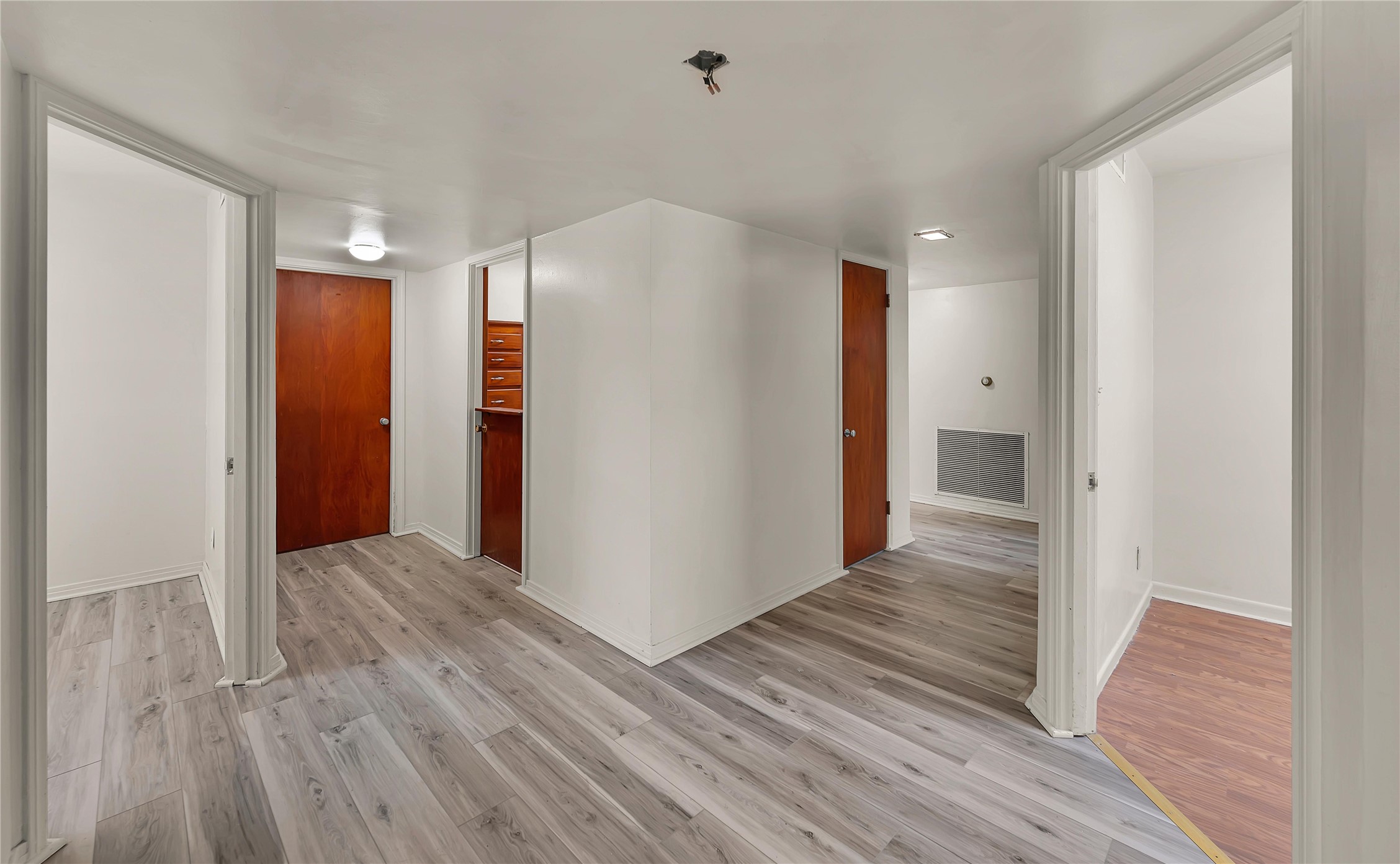 202 N Avenue G Clifton TX 76634