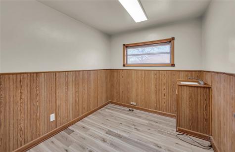 202 N Avenue G Clifton TX 76634