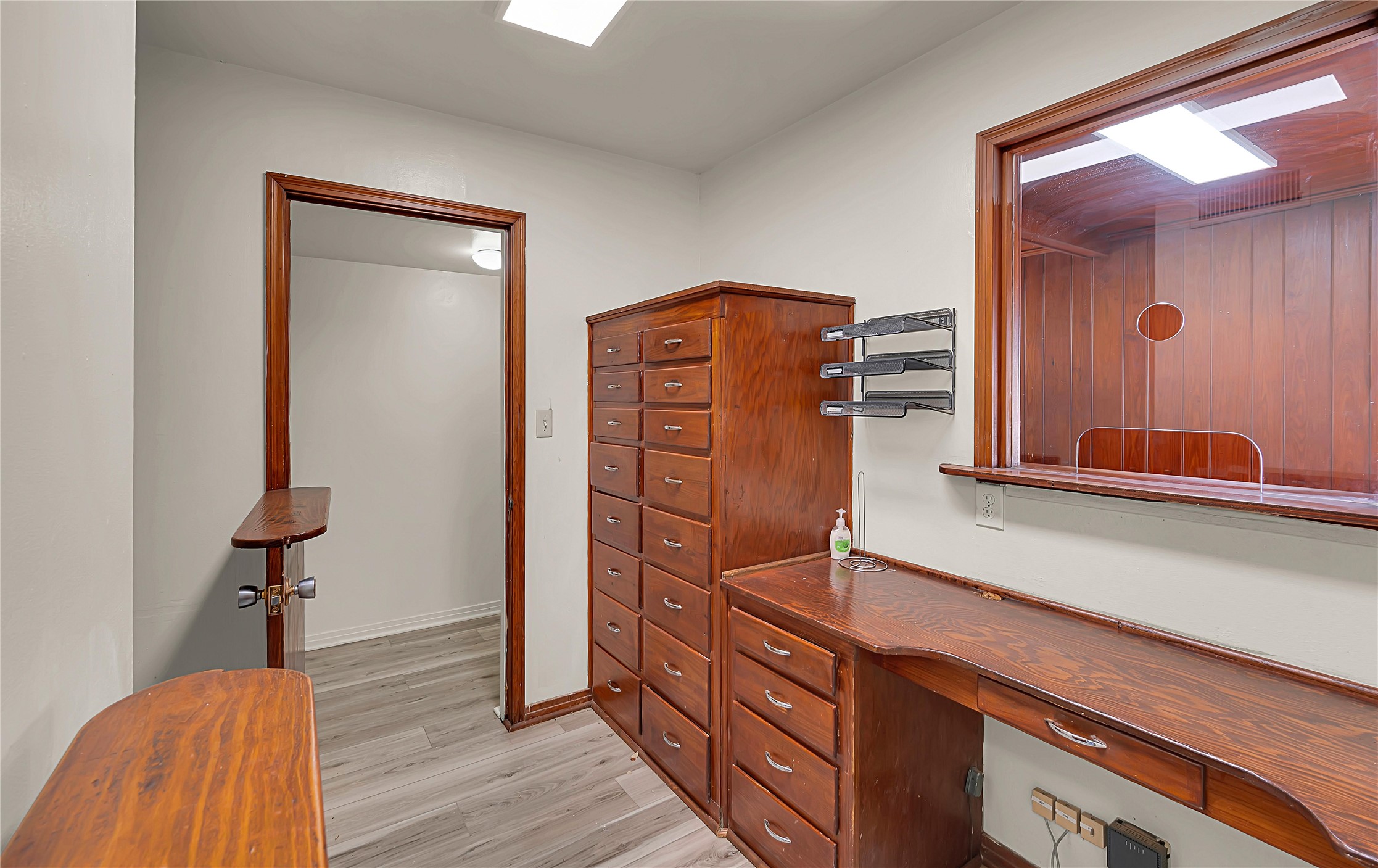 202 N Avenue G Clifton TX 76634