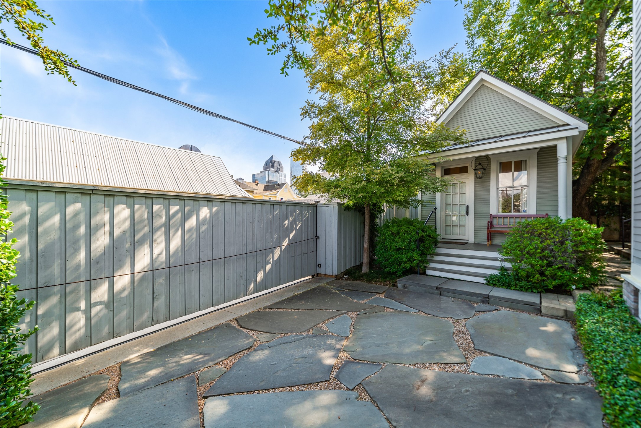 2315 Routh Street Dallas TX 75201