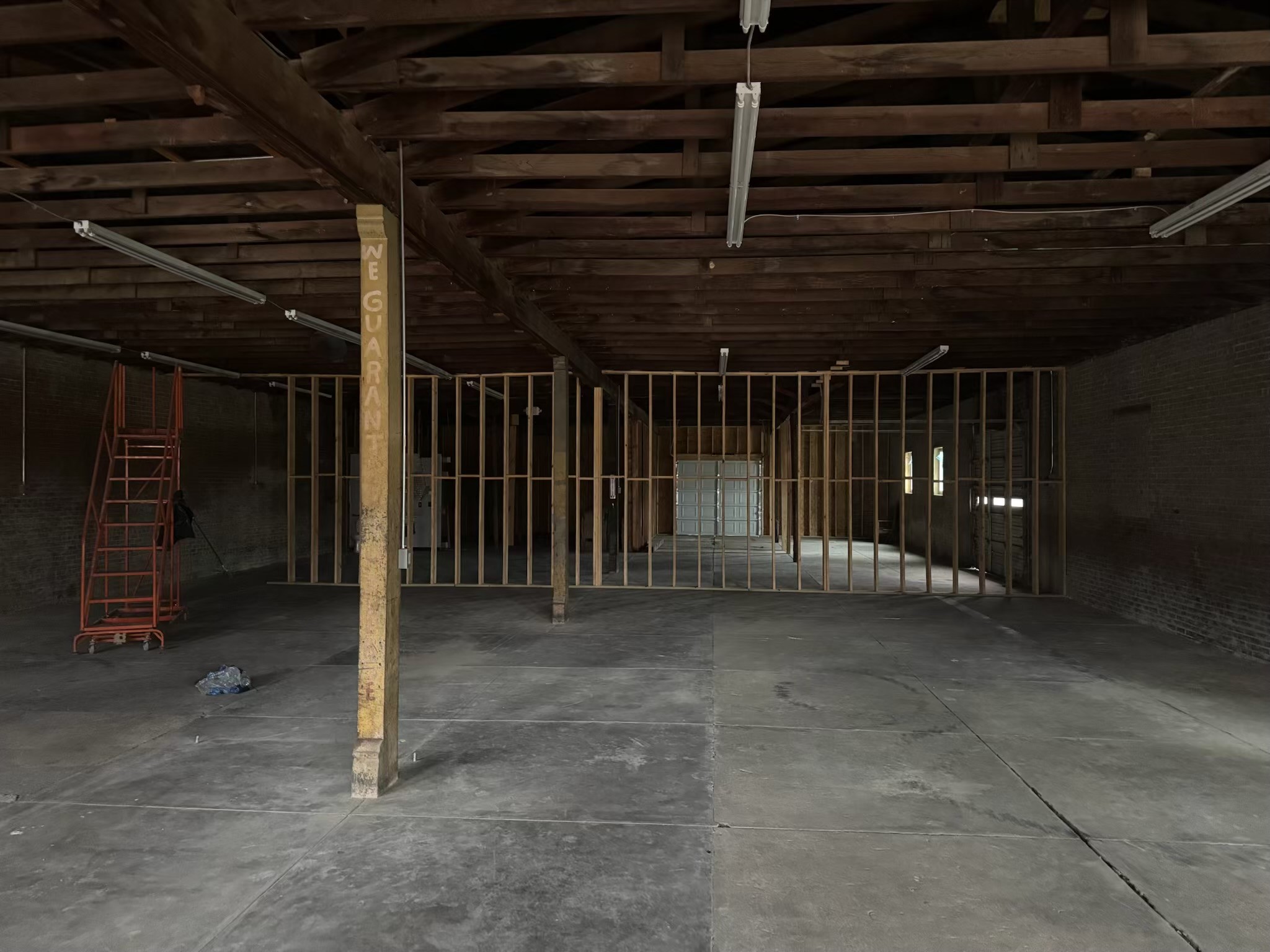 201 N Main Street Maypearl TX 76064