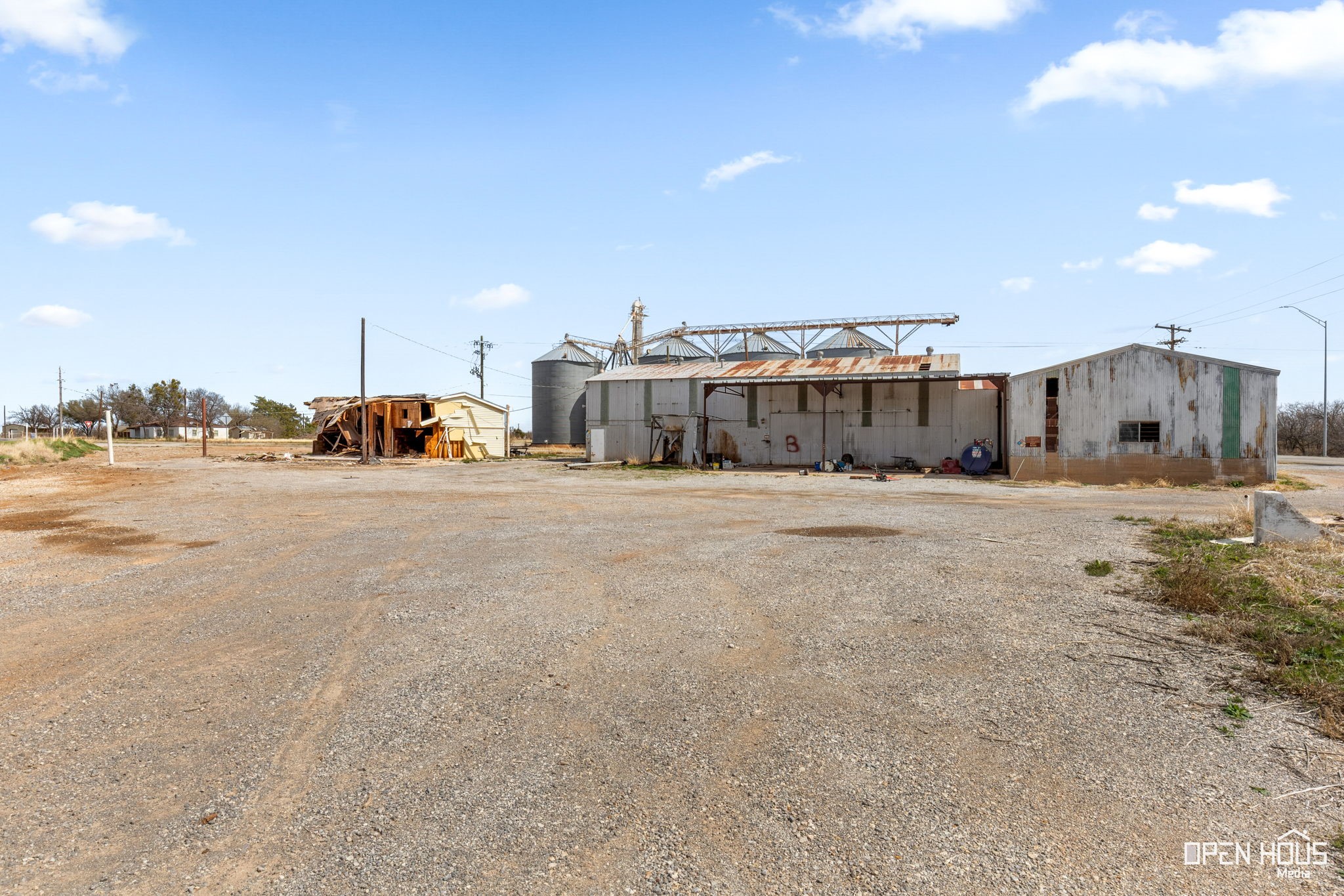 2062 Fm 368 S Iowa Park TX 76367