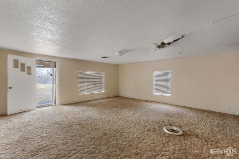 2062 Fm 368 S Iowa Park TX 76367