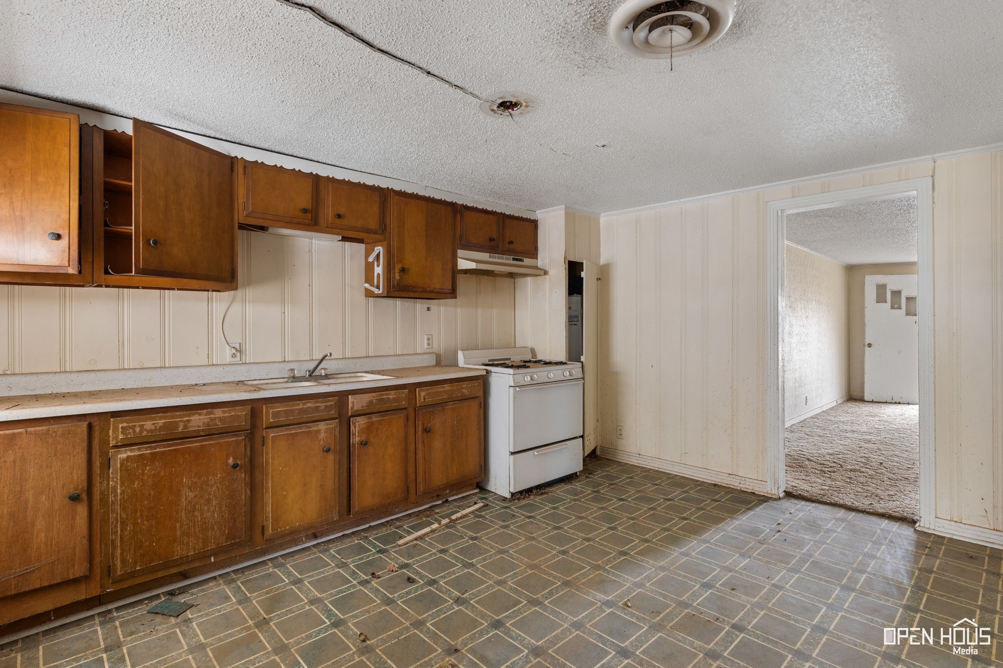 2062 Fm 368 S Iowa Park TX 76367