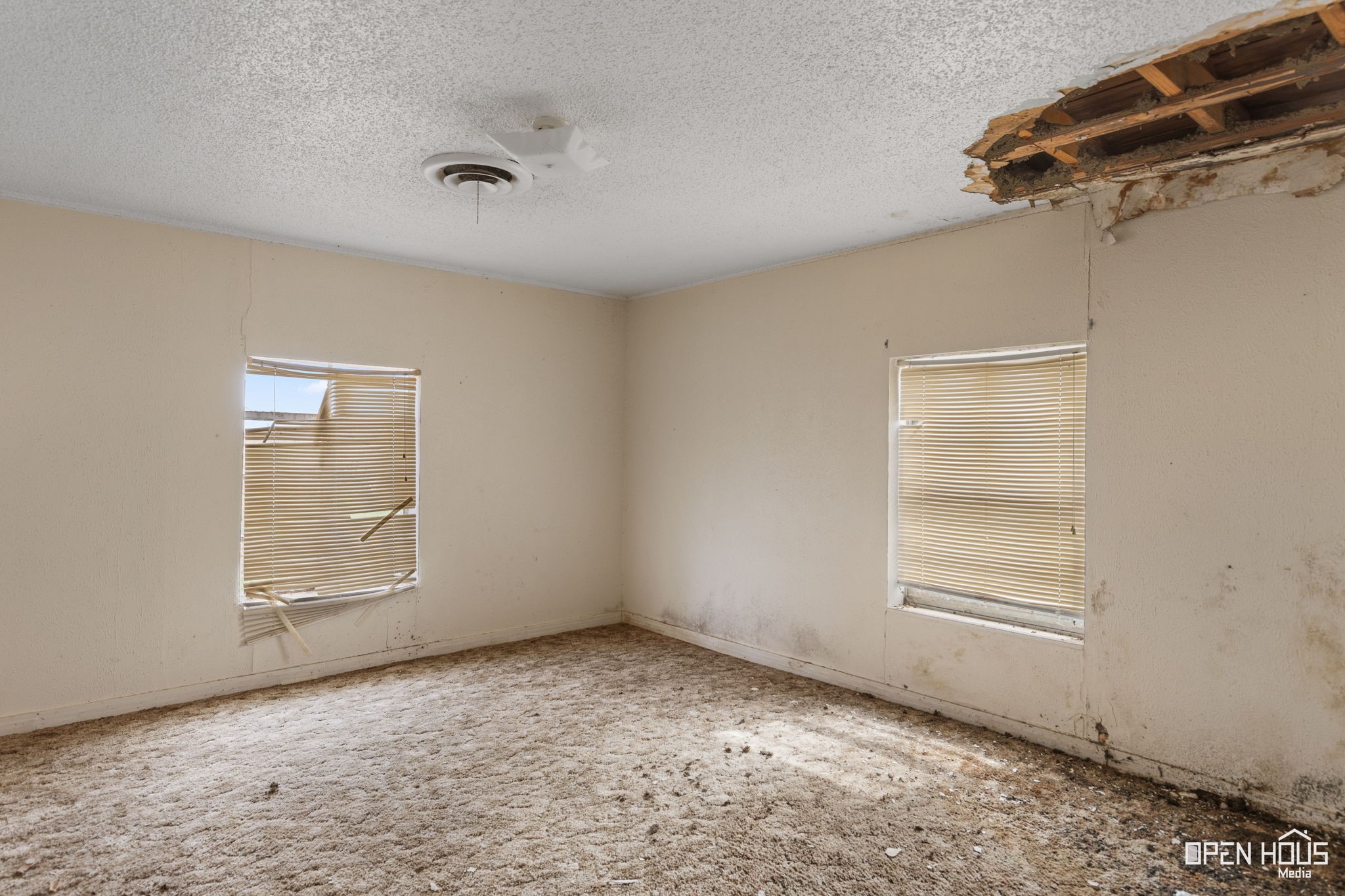 2062 Fm 368 S Iowa Park TX 76367