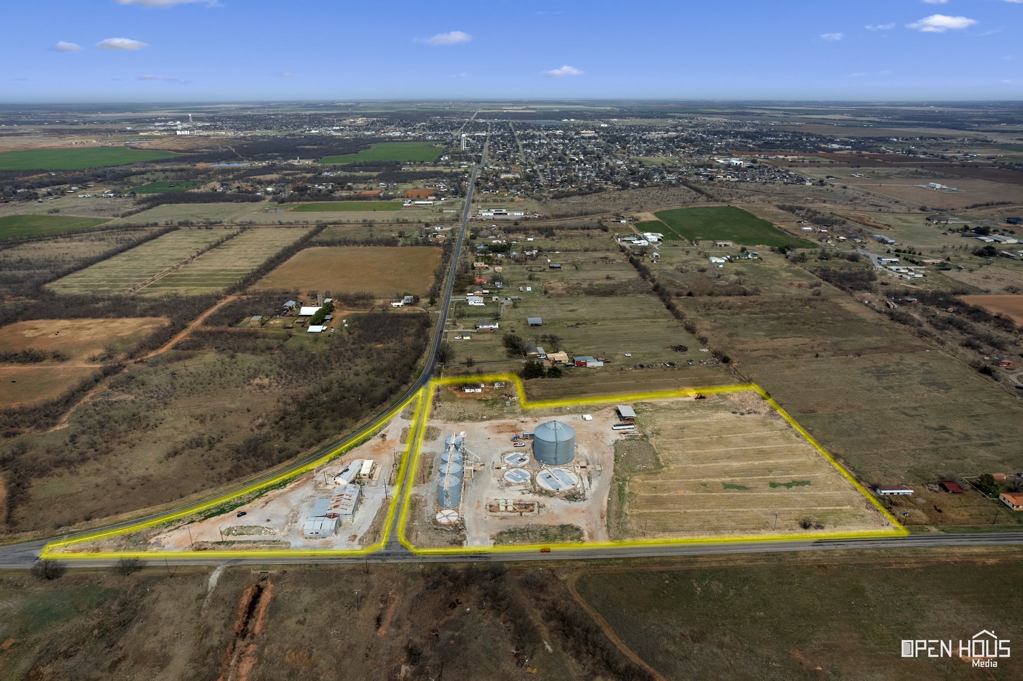 2062 Fm 368 S Iowa Park TX 76367
