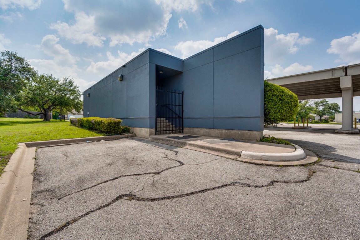 1100 Milby Road Arlington TX 76013