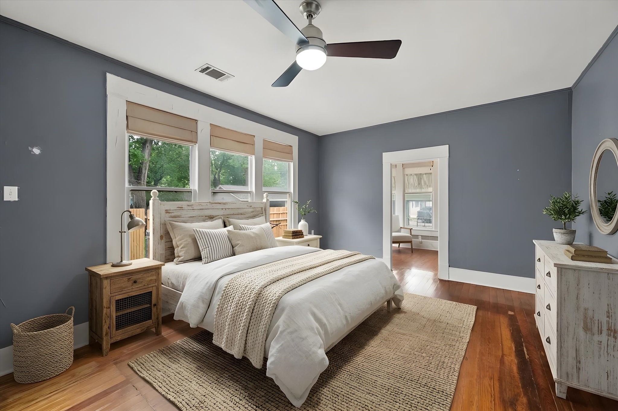 607 W Brown Street Ennis TX 75119