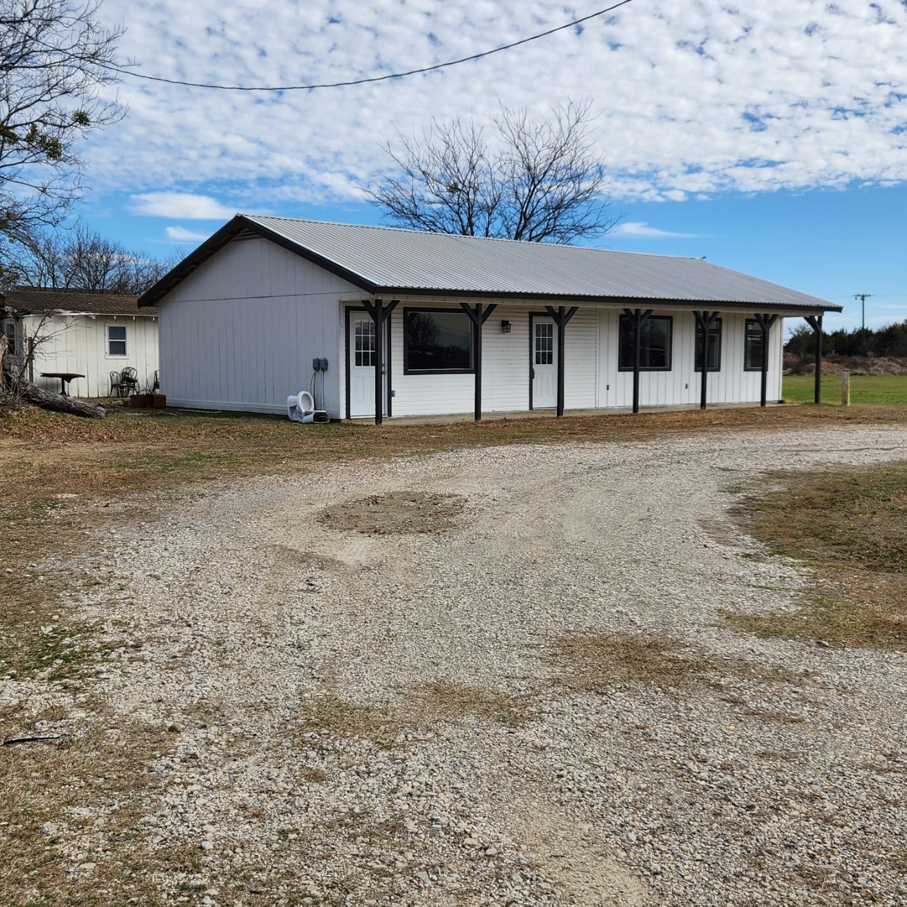 425 S Ray Roberts Parkway Tioga TX 76271