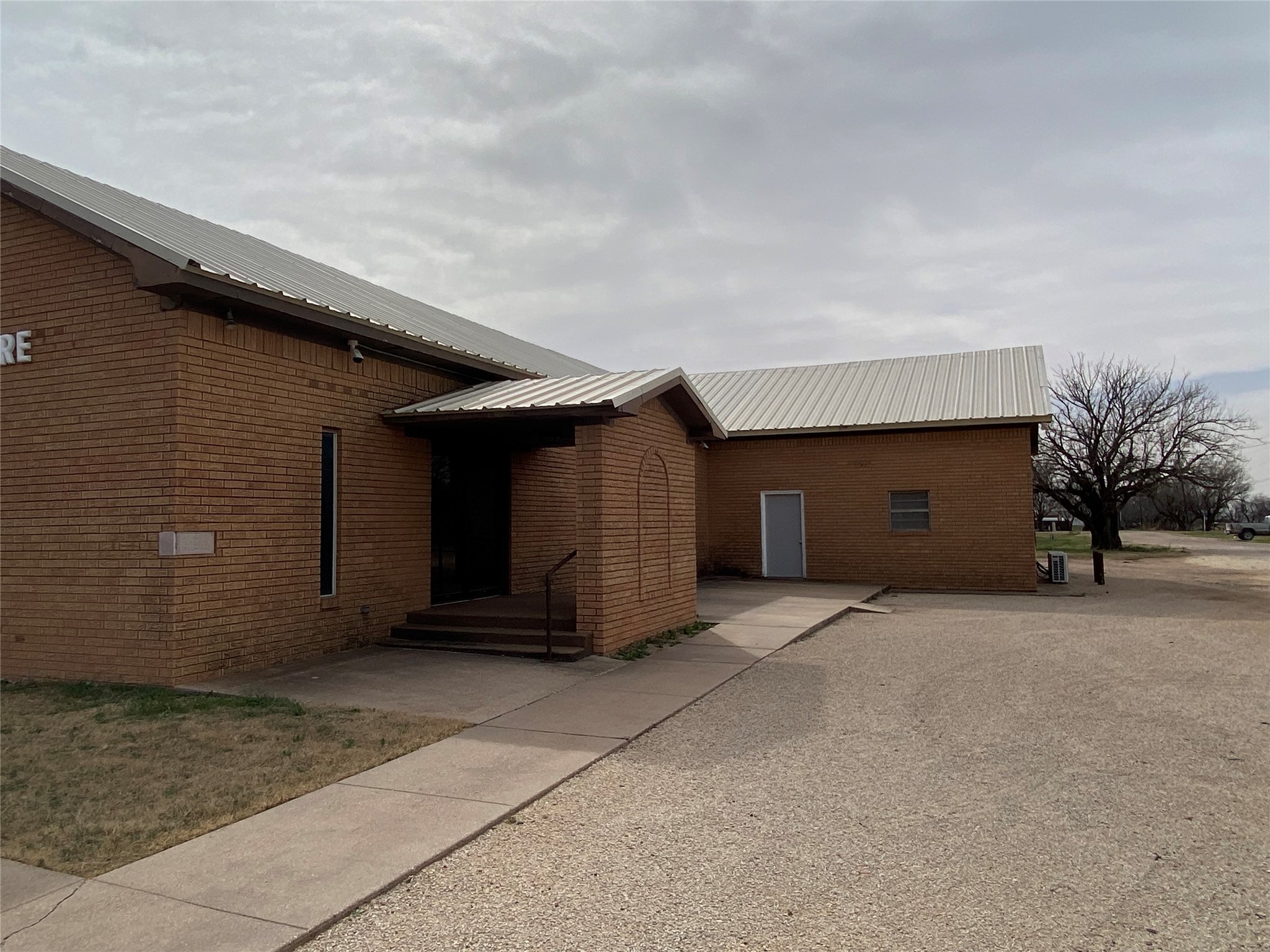 200 W Guthrie Weinert TX 76388