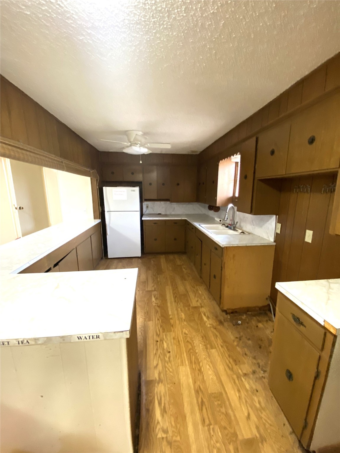 200 W Guthrie Weinert TX 76388
