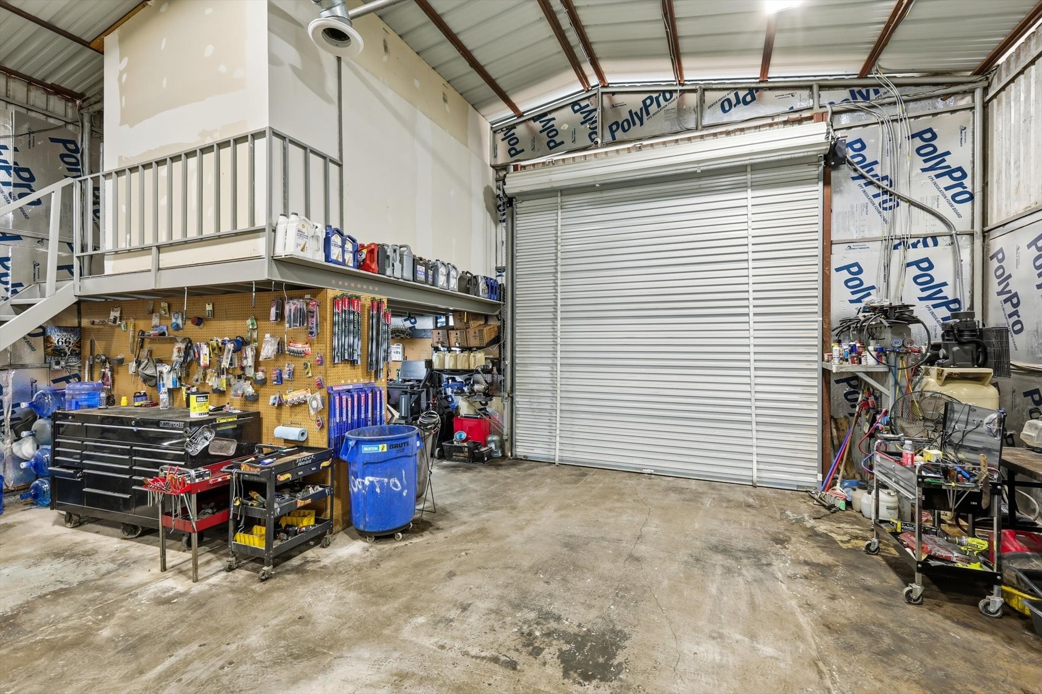 103 W Franklin Street Alvord TX 76225