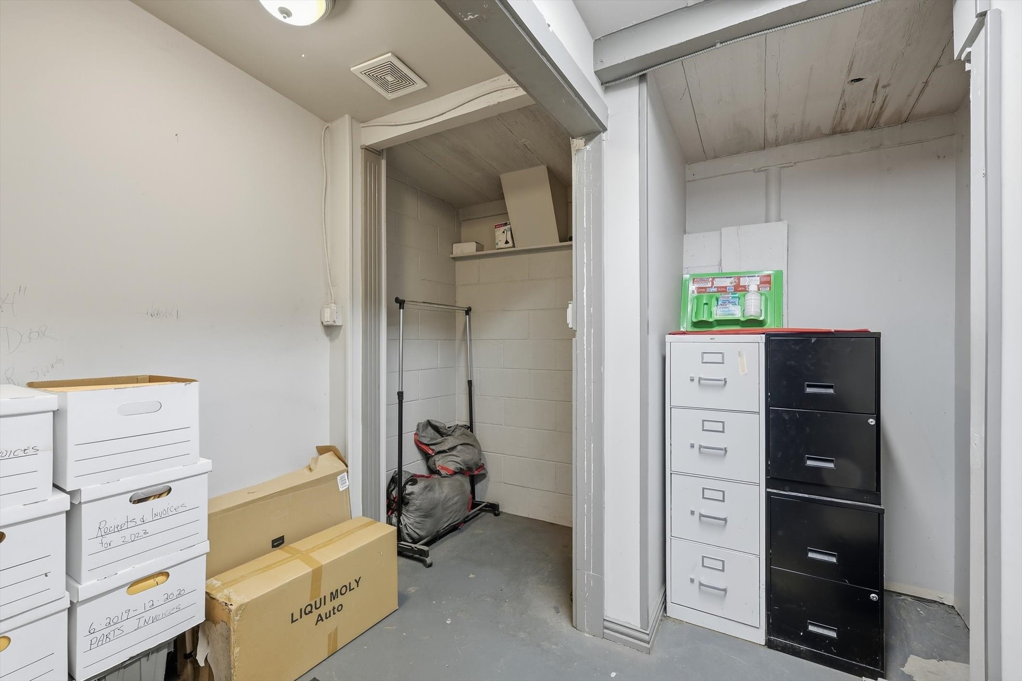 103 W Franklin Street Alvord TX 76225