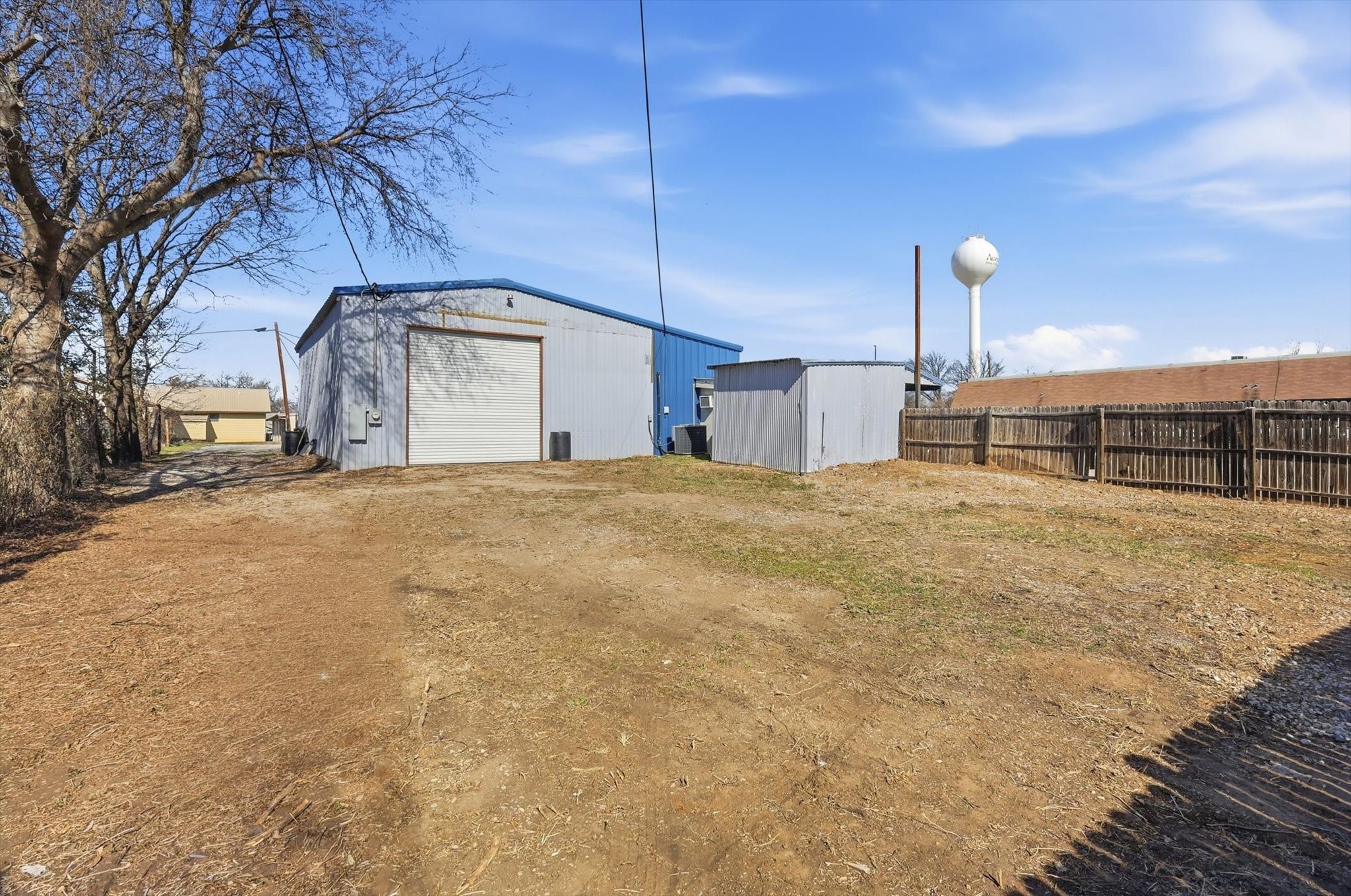 103 W Franklin Street Alvord TX 76225