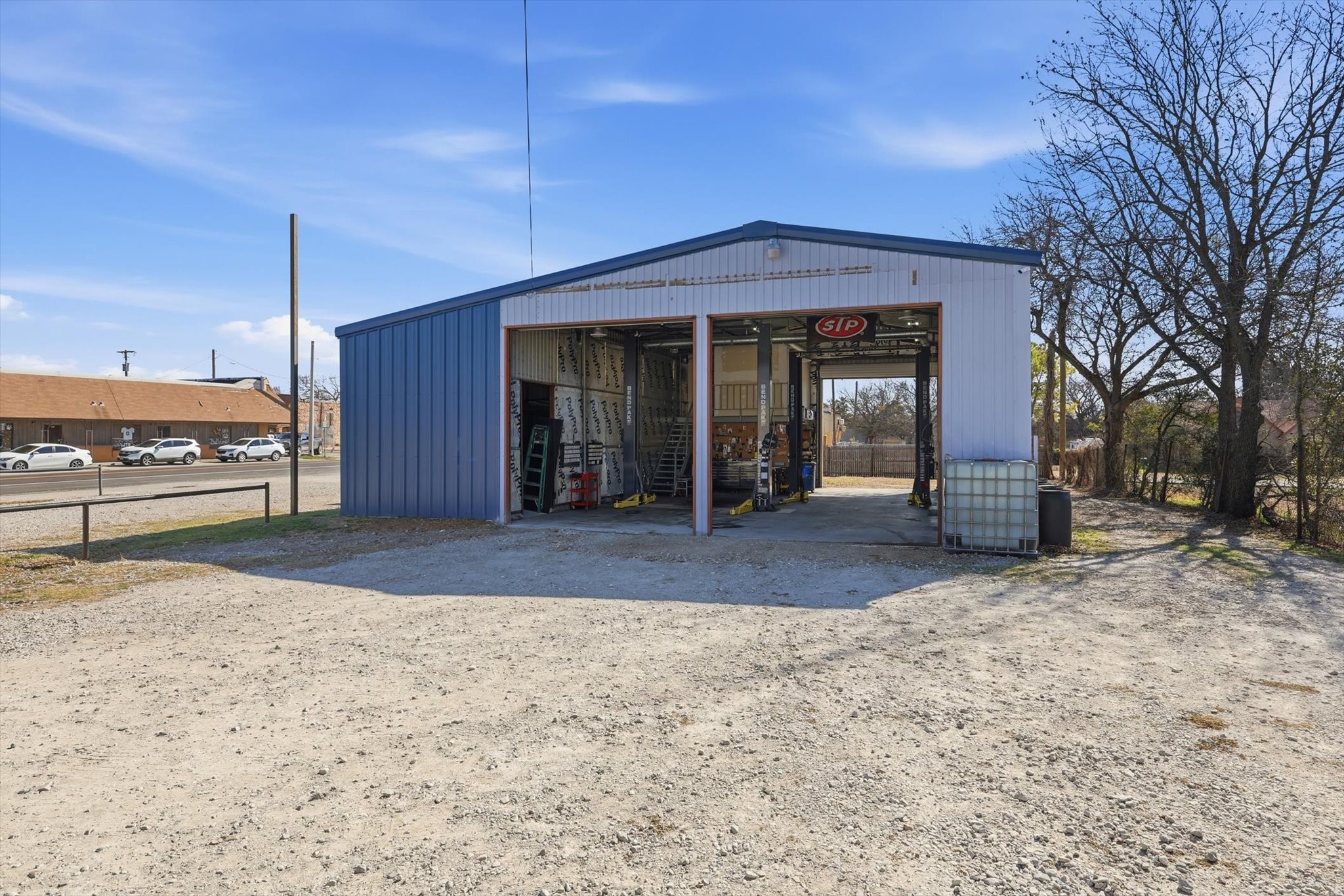 103 W Franklin Street Alvord TX 76225