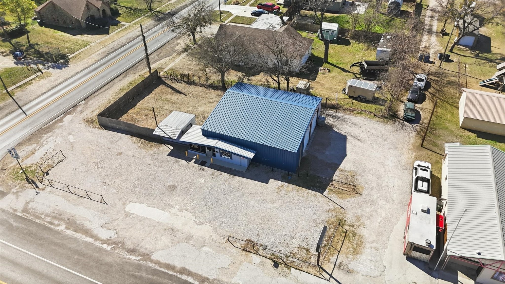 103 W Franklin Street Alvord TX 76225