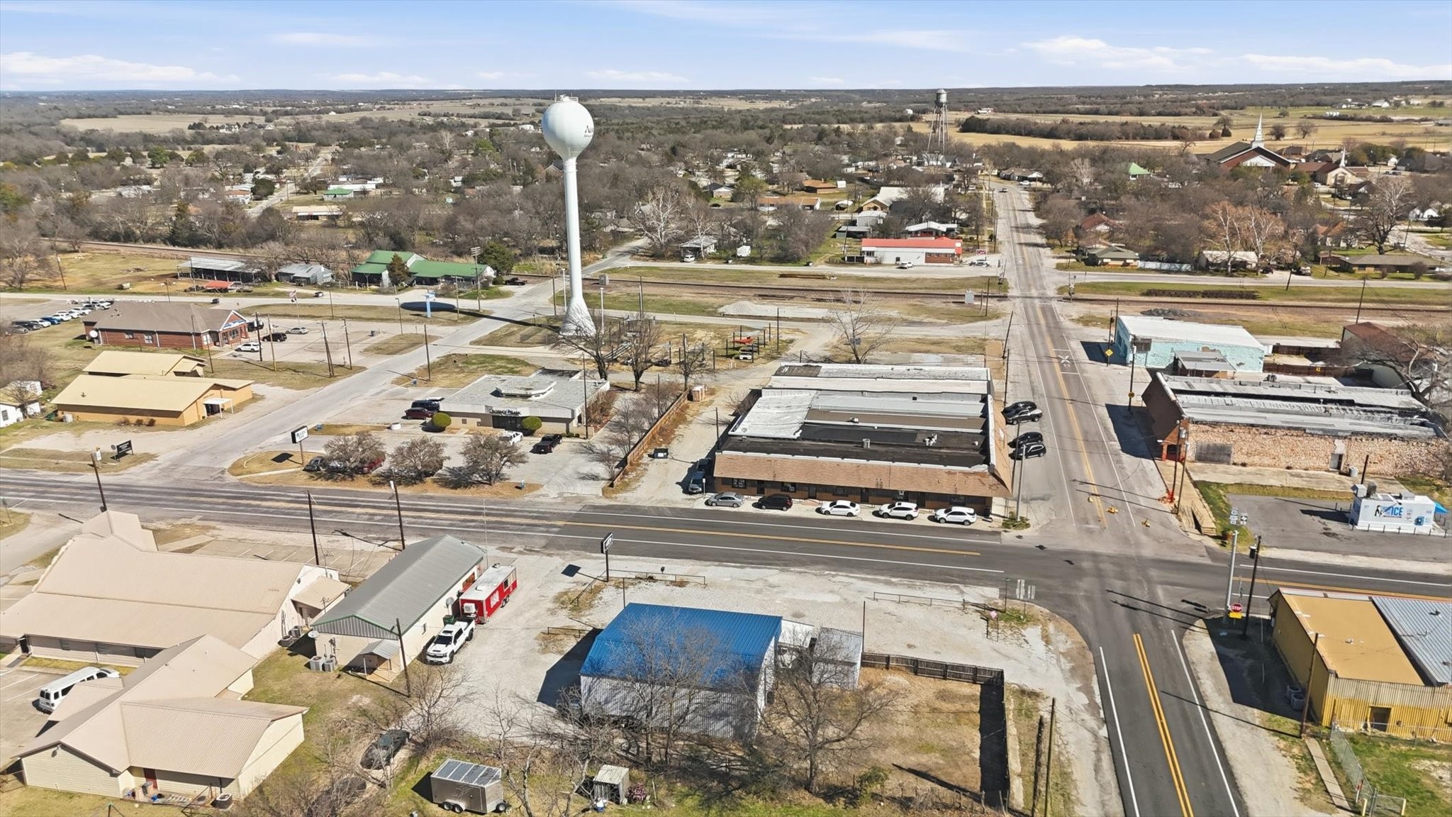 103 W Franklin Street Alvord TX 76225