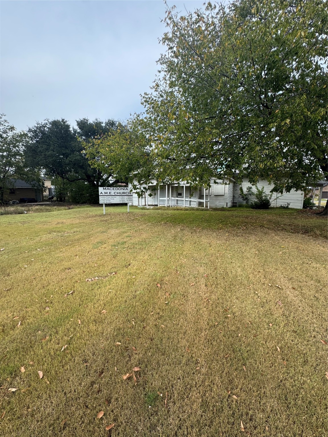 1504 E 1st North Street Kaufman TX 75142