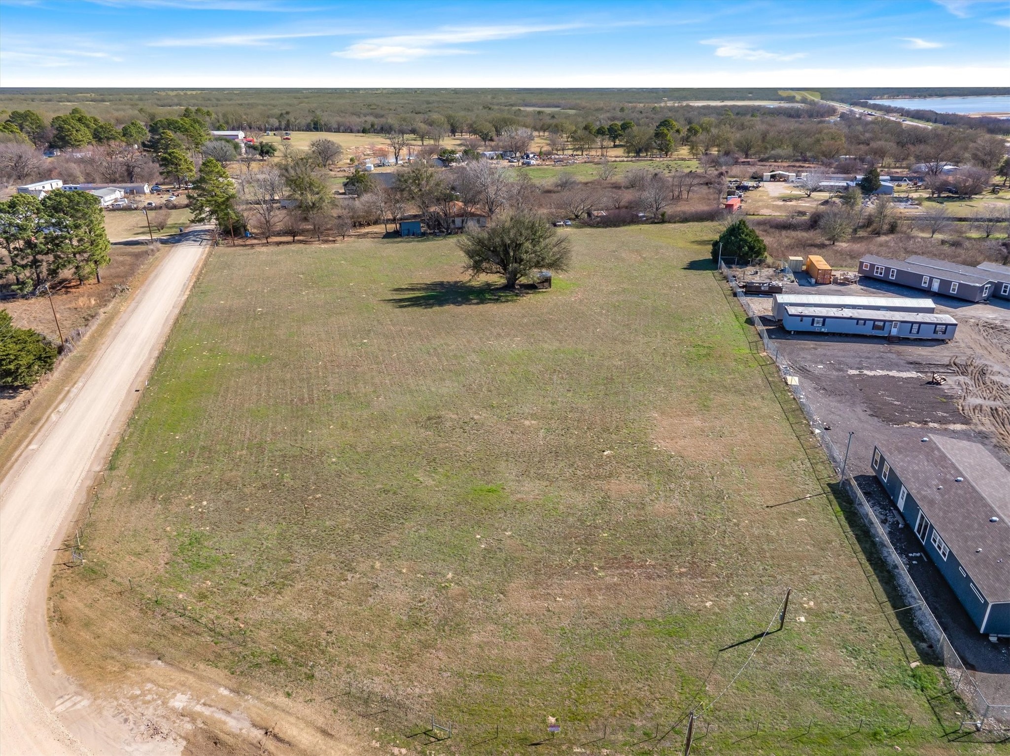 16955 E Highway 175 Kemp TX 75143