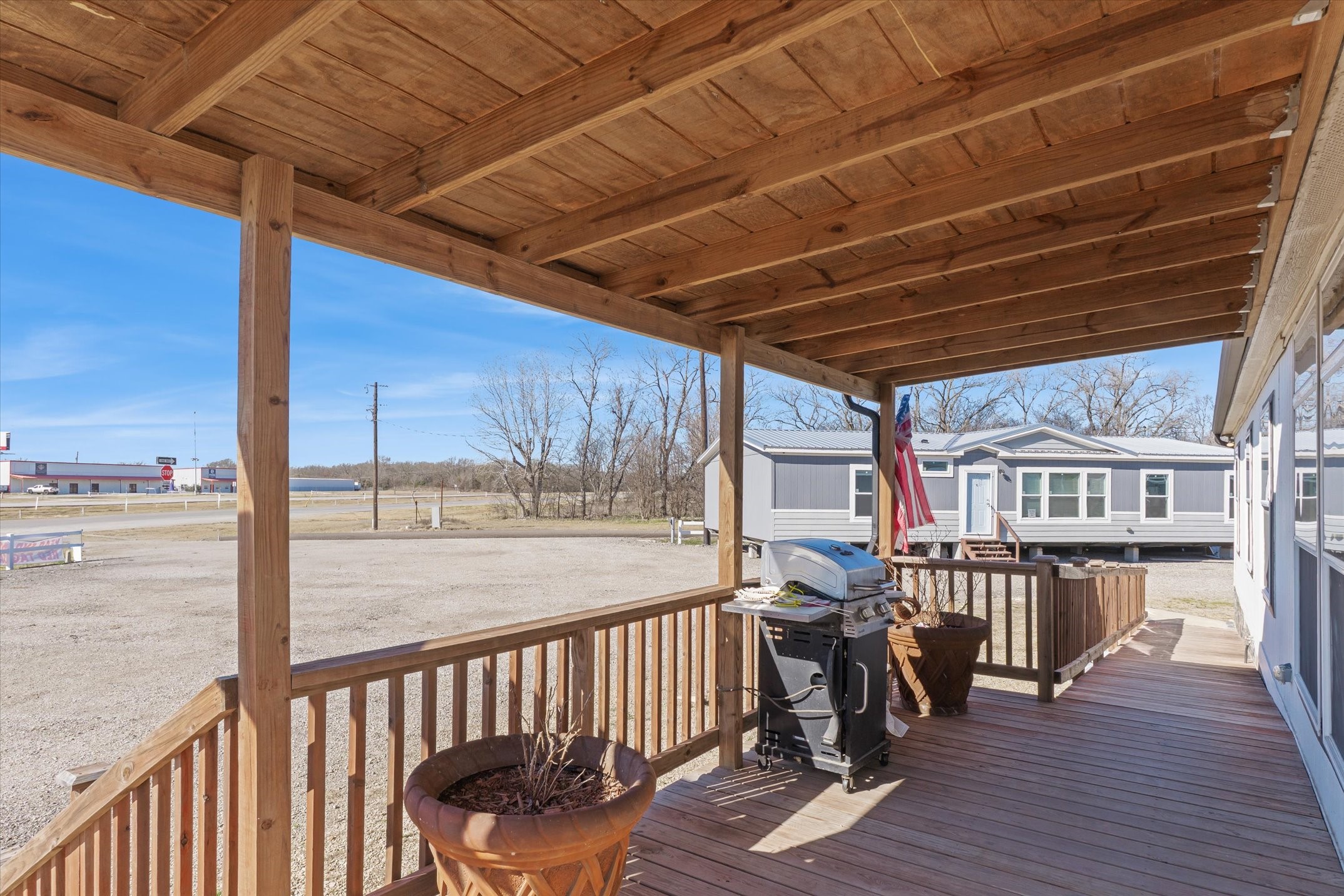 16955 E Highway 175 Kemp TX 75143
