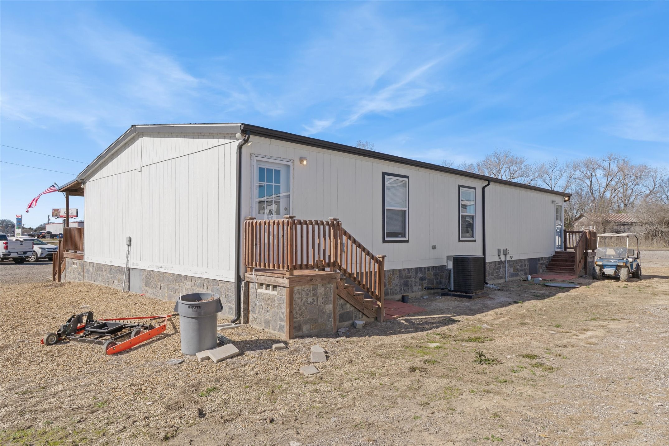 16955 E Highway 175 Kemp TX 75143