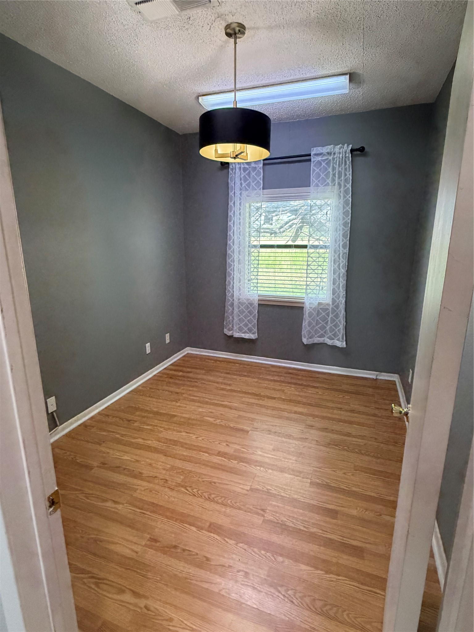 1503 E Central Avenue Comanche TX 76442