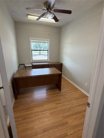 1503 E Central Avenue Comanche TX 76442