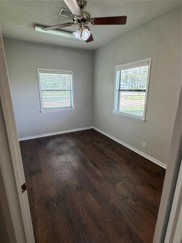 1503 E Central Avenue Comanche TX 76442