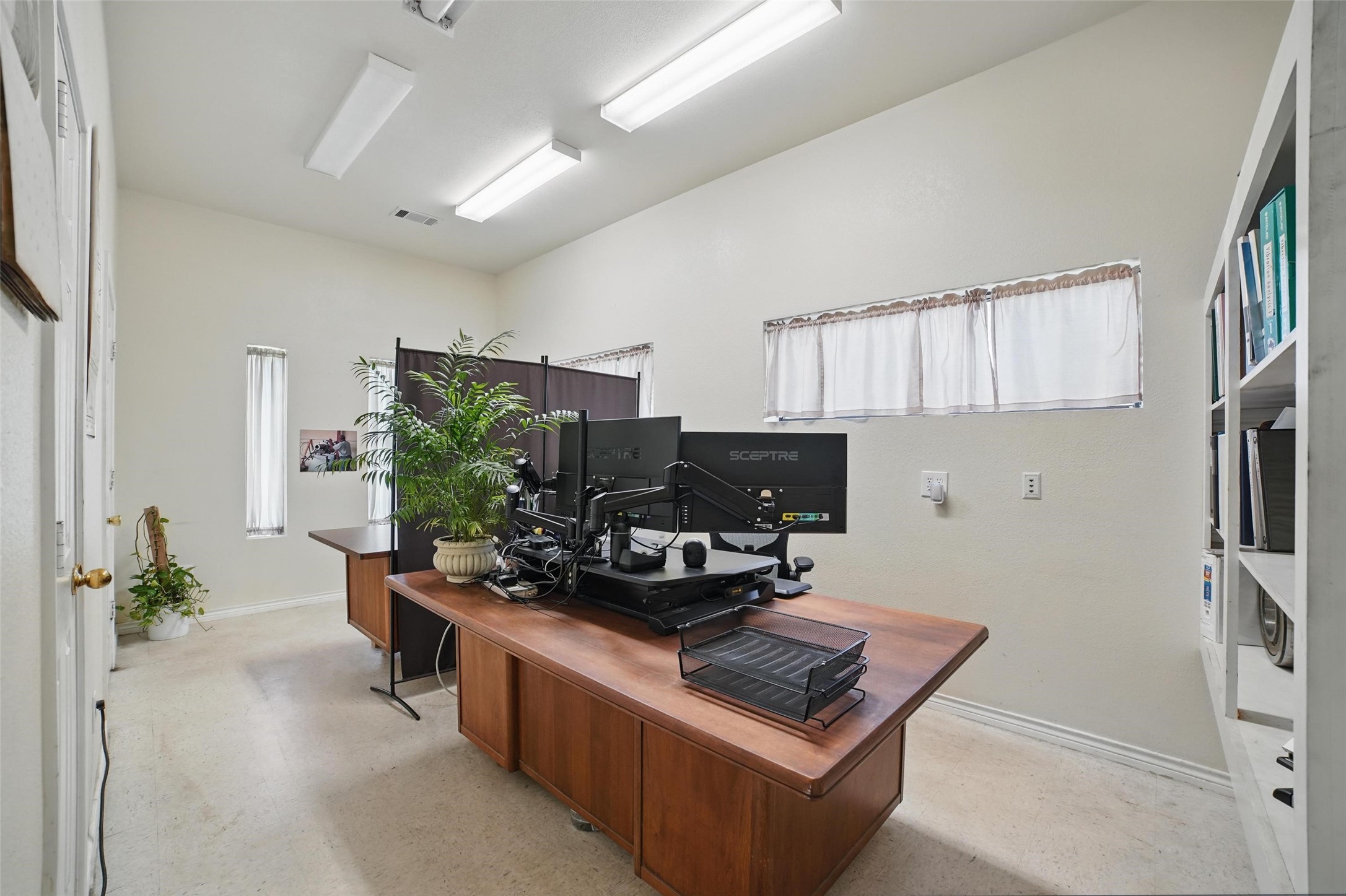 610 W Simonds Road Seagoville TX 75159