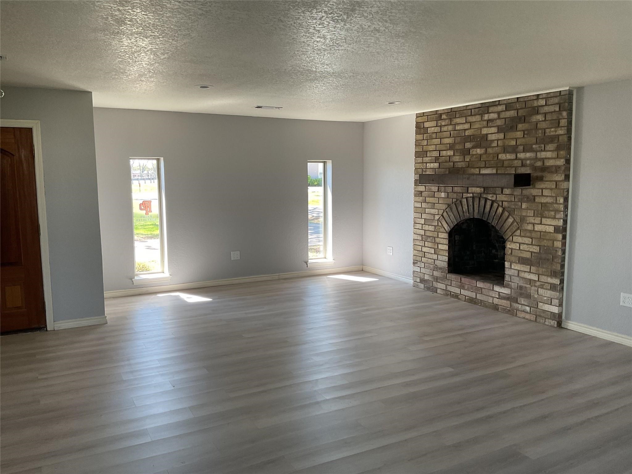 520 S Highway 377 Pilot Point TX 76258