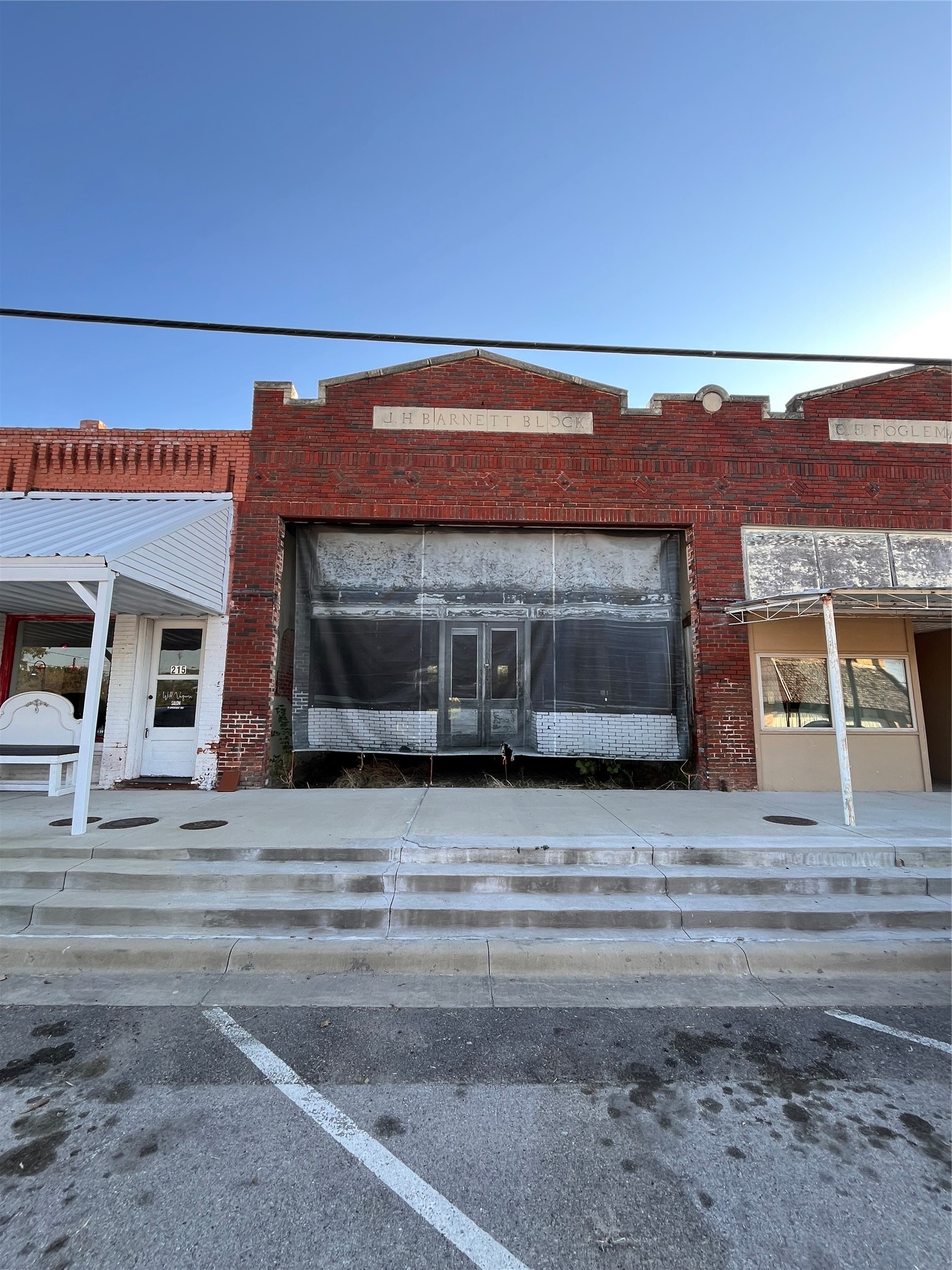 217 S Main Kemp TX 75143