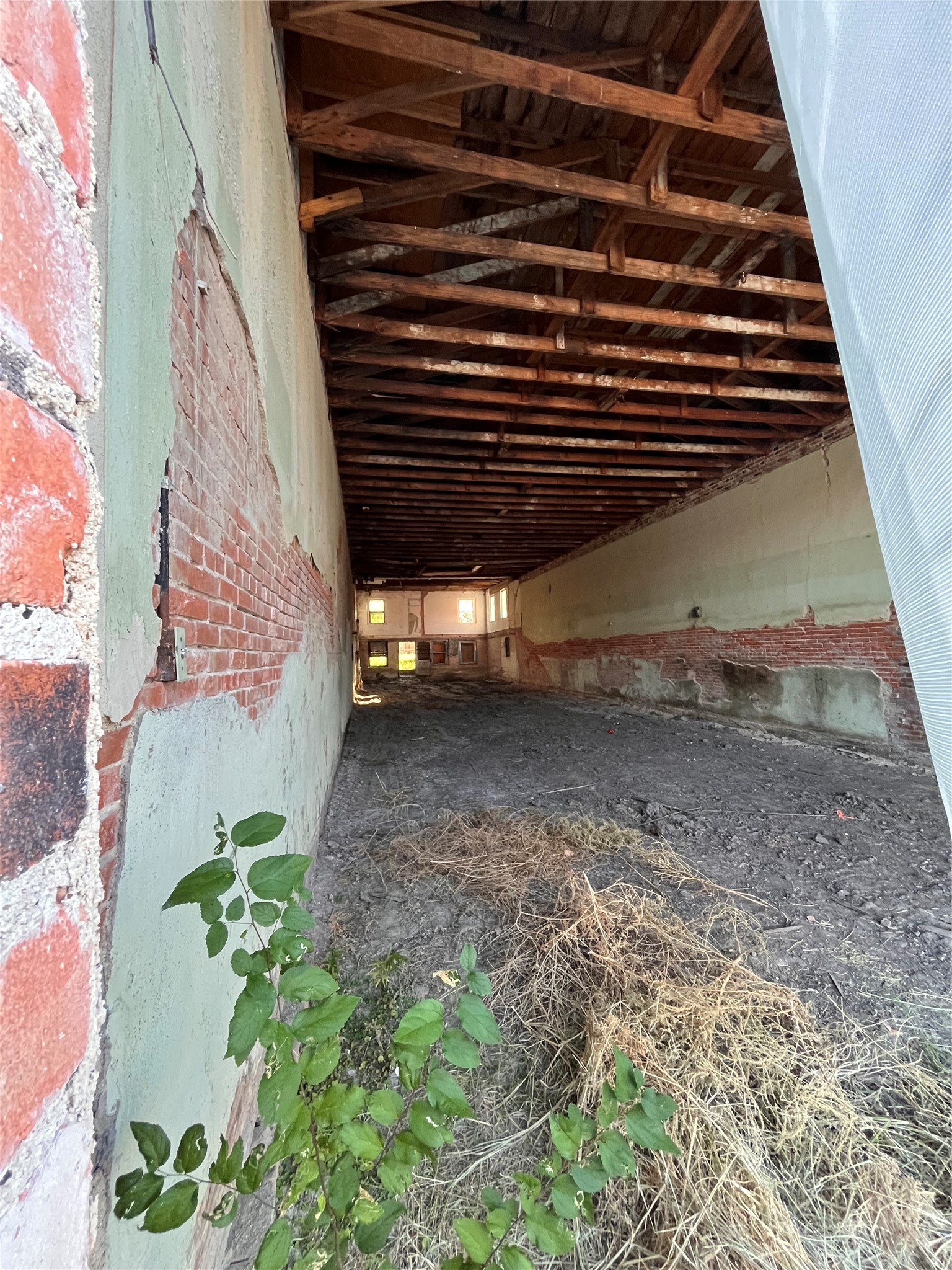 217 S Main Kemp TX 75143