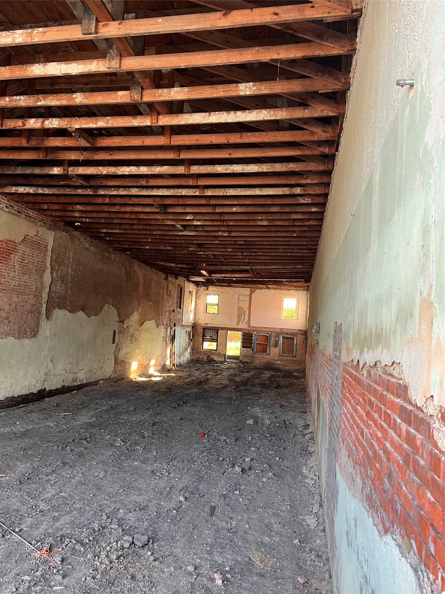 217 S Main Kemp TX 75143
