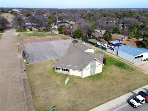 1717 Ariel Drive Dallas TX 75232