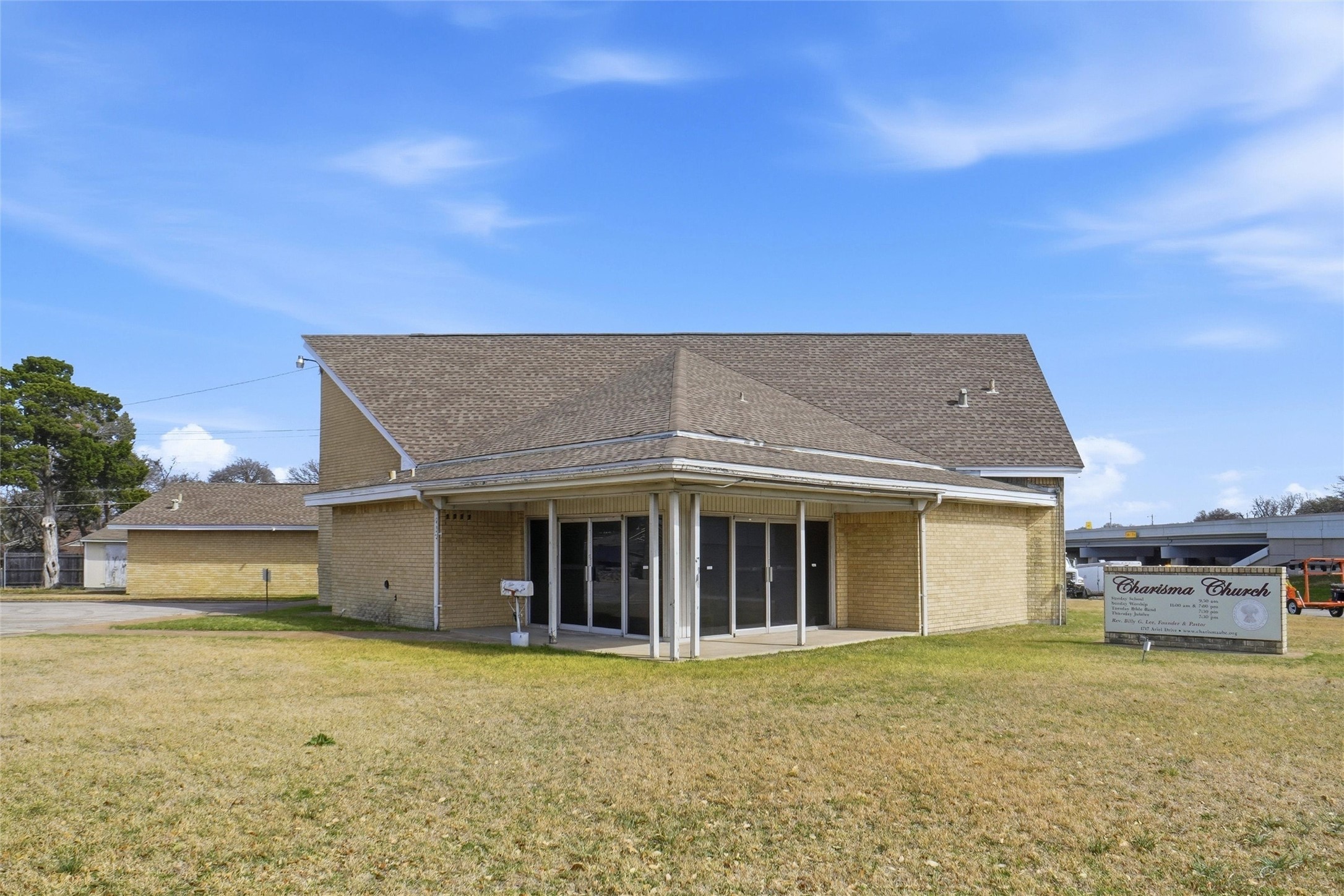 1717 Ariel Drive Dallas TX 75232
