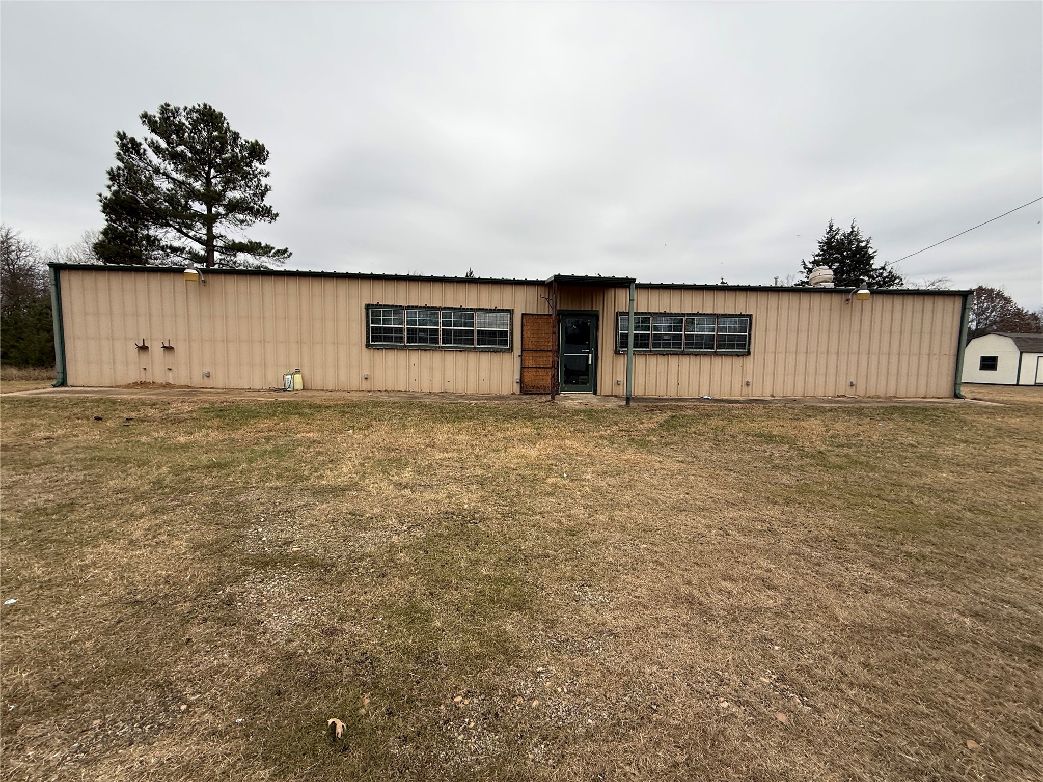 6597 Farm Road 1500 Sumner TX 75486